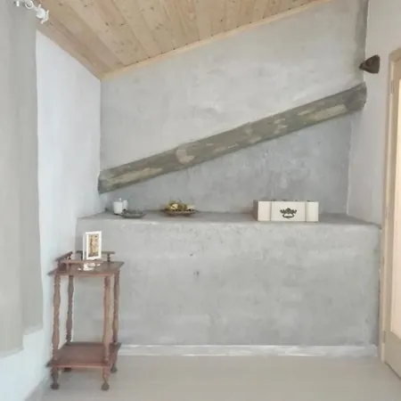2 Bedrooms House With Wifi At Cabril Casa vacanze